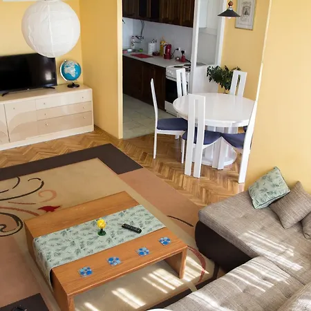 Sunny 贝尔格莱德